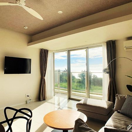 真栄田グランブルー403 ~ Maeda Grand Blue 403 ~ Apartment Onna Exterior photo